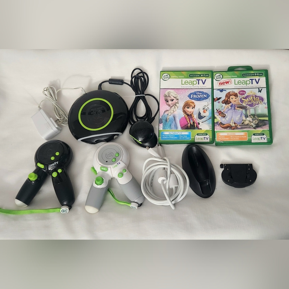 LeapFrog LeapTV Educational Active Video Game System Special Edition Black Bundl